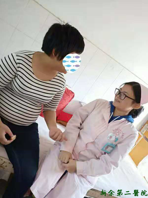 小小徽章 尽显关爱