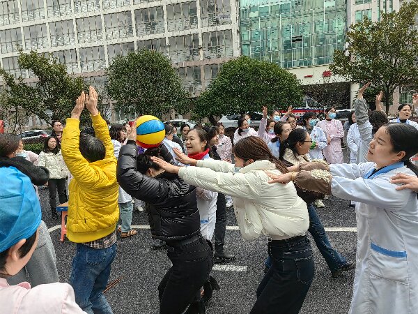 凝聚“她力量”  温暖绽芳华—— 新余北湖医院成功举办三八妇女节 主题趣味活动
