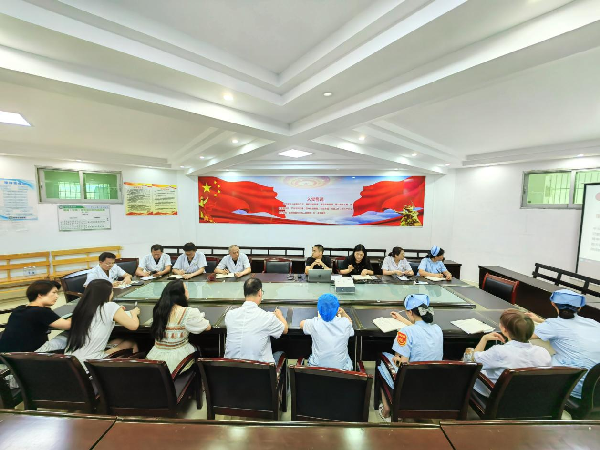 我院荣膺2025年度市卫健系统先进党组织称号，潘荣新获评优秀党员称号