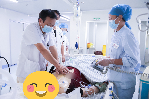 尿毒症患者心跳骤停——肾内科ICU多学科联动，18分钟极速营救创生机